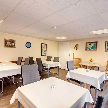 Ferienzimmer Bed & Breakfast 4 *