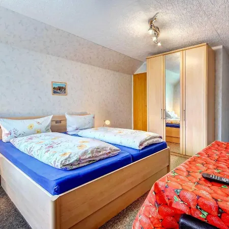 Διαμέρισμα Ferienzimmer Bed & Breakfast 4 *